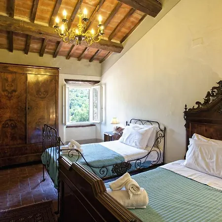 Cegliolo Sleeps 10 Pool Air Con Wifi *